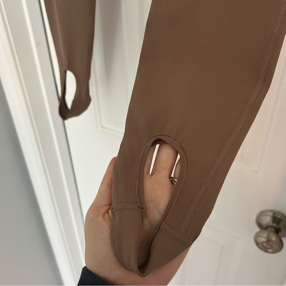 NEW NWT ATHLETA Transcend Stirrup Leggings - Picture 4 of 6